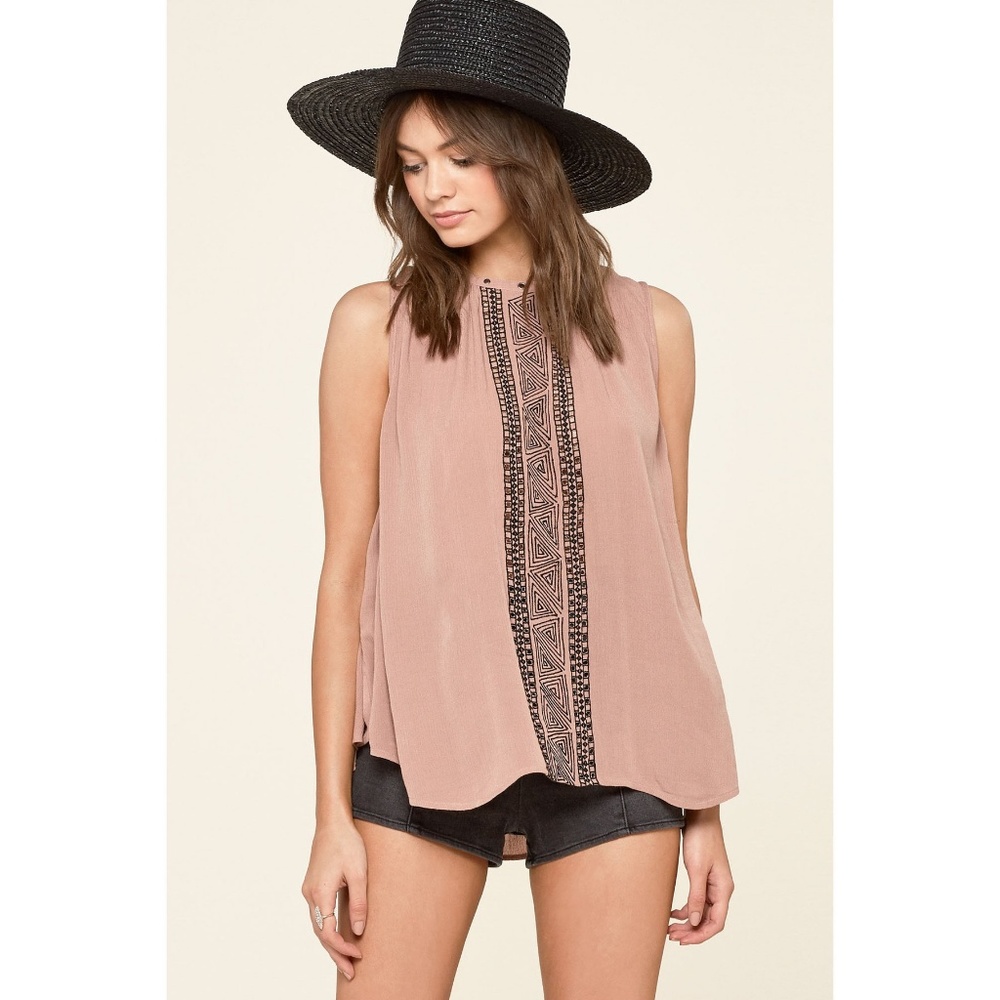 NWT Monaco Woven Top by Amuse Society